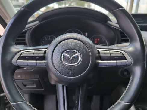 Used 2020 MAZDA MAZDA3 Sedan w/ Select Package FWD image 11