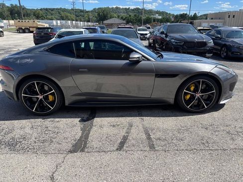 Used 2017 Jaguar F-TYPE R AWD/4WD image 8