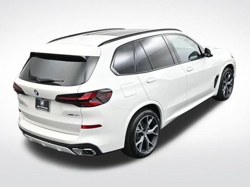 New 2026 BMW X5 xDrive40i w/ M Sport Package AWD/4WD image 23