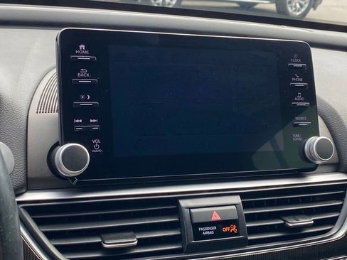 Used 2022 Honda Accord Sport image 18