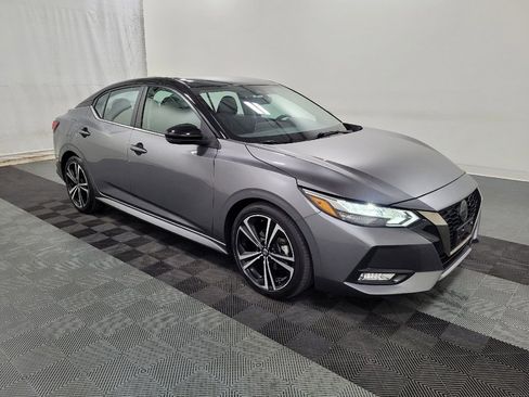 Used 2023 Nissan Sentra SR w/ Electronics Package FWD image 11