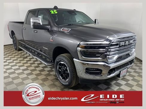 Used 2025 RAM 3500 Laramie AWD/4WD image 1