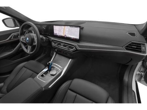 Used 2023 BMW i4 eDrive35 RWD image 17