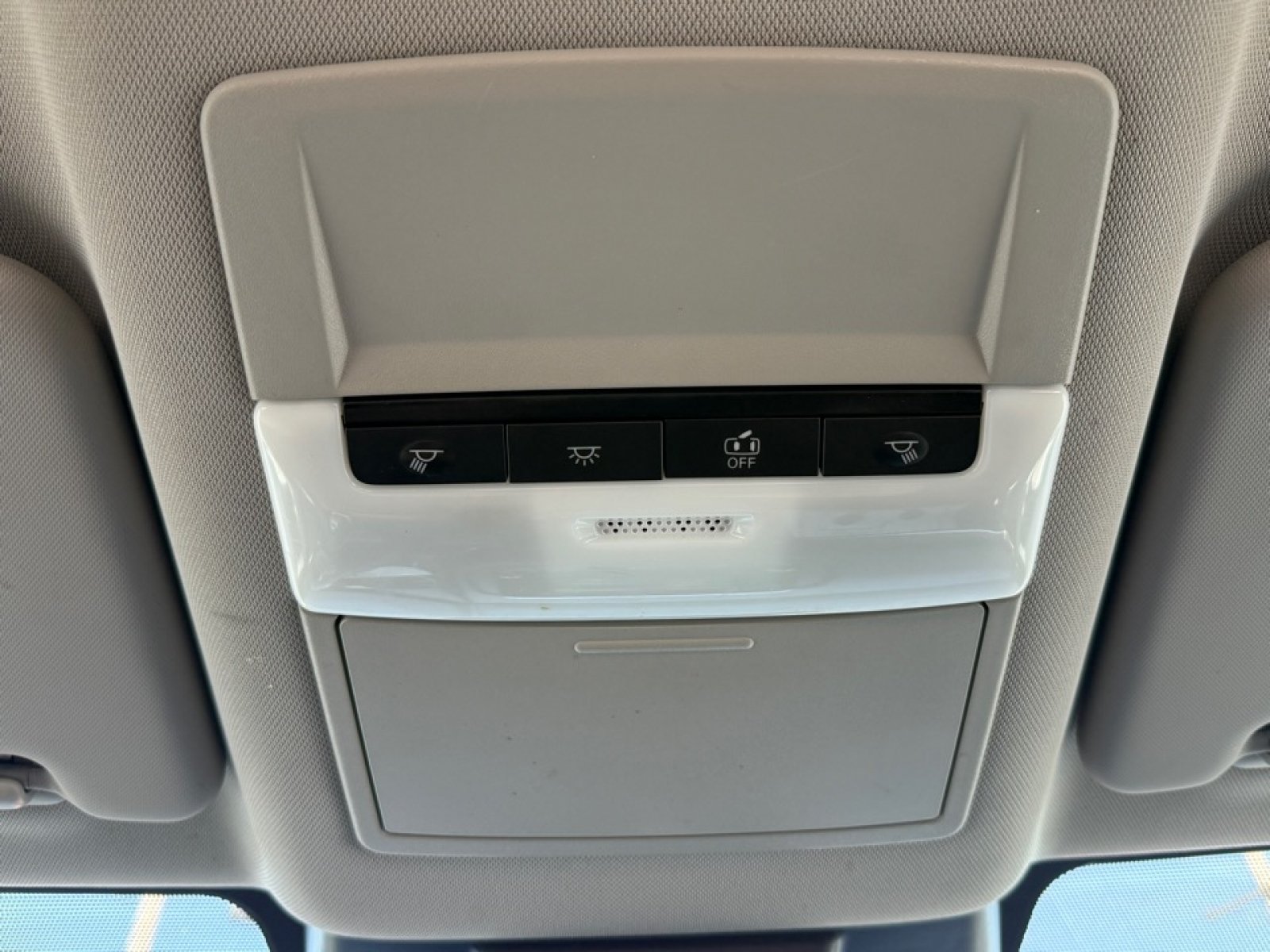 Used 2024 Nissan Rogue S AWD/4WD image 32