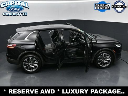 Used 2023 Lincoln Nautilus Reserve w/ Luxury Package AWD/4WD image 31