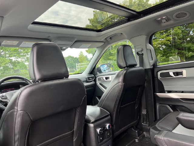 Certified 2023 Ford Explorer XLT w/ Equipment Group 202A AWD/4WD image 26