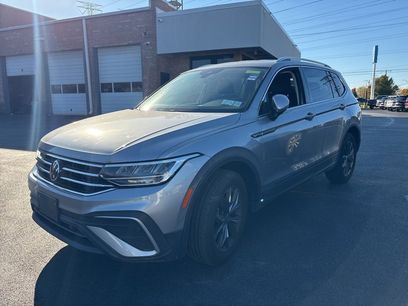 Used 2022 Volkswagen Tiguan SE