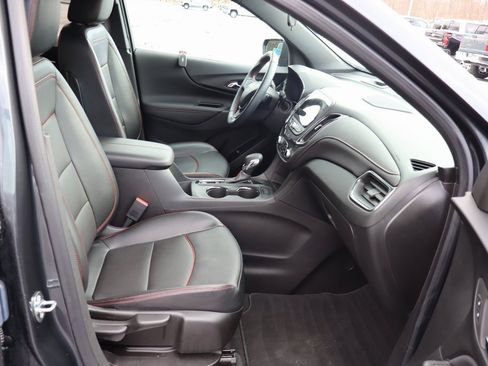 Used 2023 Chevrolet Equinox RS w/ RS Leather Package image 14