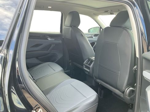 New 2026 Volkswagen Tiguan SE AWD/4WD image 20