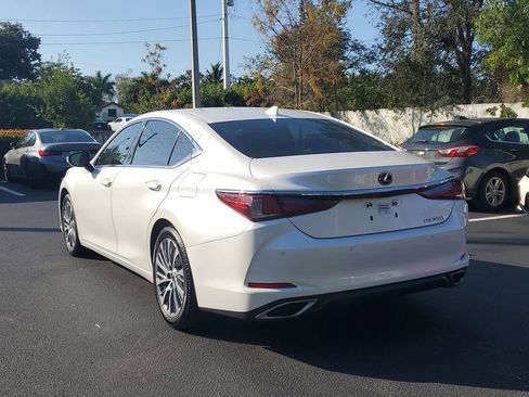 Used 2019 Lexus ES 350 image 3