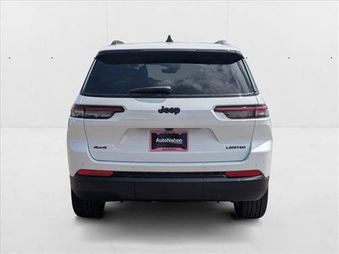 New 2025 Jeep Grand Cherokee L Limited w/ Black Appearance Package image 8