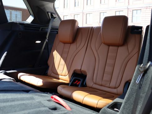 Used 2021 BMW X5 xDrive40i w/ Premium Package AWD/4WD image 15