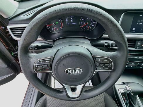 Used 2018 Kia Optima LX FWD image 33
