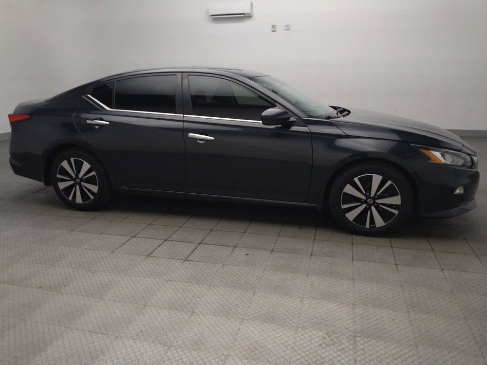 Used 2022 Nissan Altima 2.5 SV w/ SV Premium Package FWD image 11