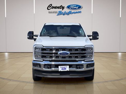 Used 2024 Ford F250 Lariat image 12