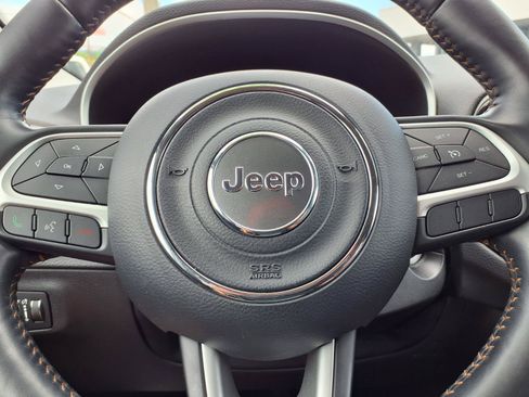 Used 2019 Jeep Compass Limited AWD/4WD image 14