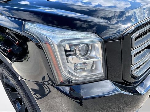Used 2020 GMC Yukon SLT w/ Graphite Performance Edition AWD/4WD image 31