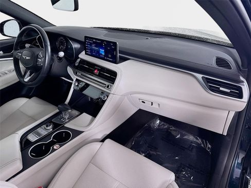Used 2025 Genesis G70 2.5T AWD/4WD image 30