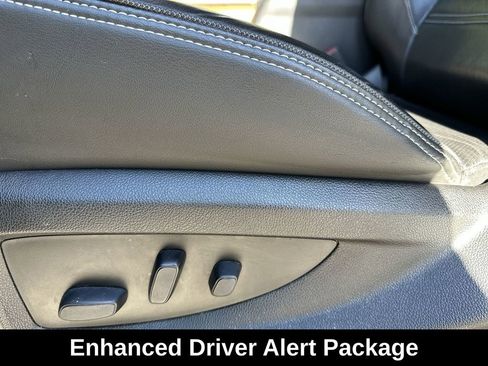 Used 2019 GMC Yukon XL Denali w/ Denali Ultimate Package image 15