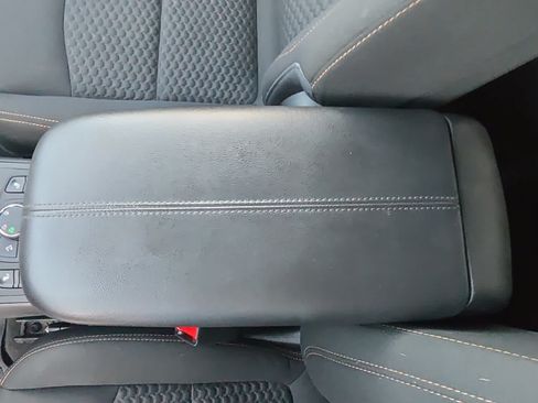 Used 2020 GMC Terrain SLE w/ Driver Convenience Package AWD/4WD image 32