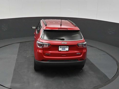 Used 2019 Jeep Compass Latitude w/ Popular Equipment Group AWD/4WD image 19