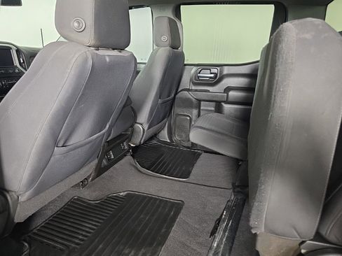 Used 2020 Chevrolet Silverado 1500 LT image 28