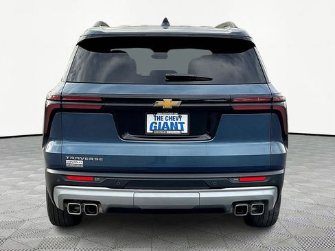 Certified 2026 Chevrolet Traverse LT w/ Driver Confidence Package image 6