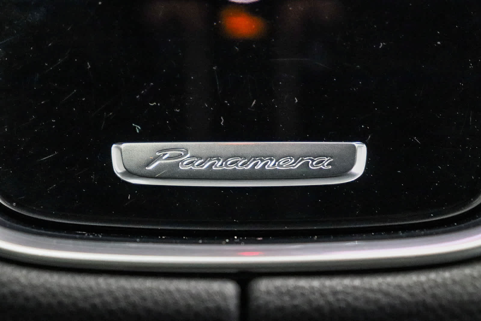 Used 2022 Porsche Panamera RWD image 19