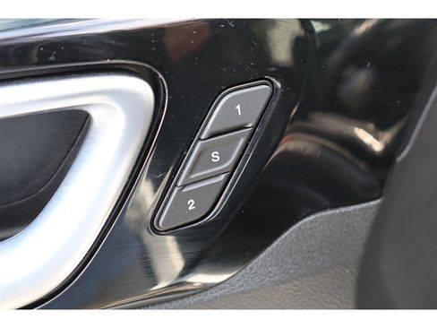 Used 2022 Jeep Compass Limited w/ Elite Group AWD/4WD image 34
