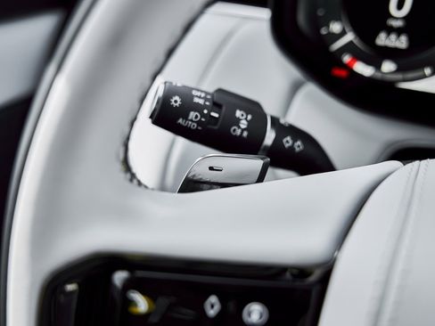 Used 2025 Land Rover Range Rover Sport Dynamic SE image 52