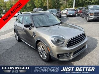 Used 2020 MINI Cooper Countryman image 1