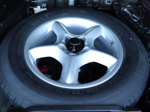 Used 2002 BMW X5 3.0i image 52