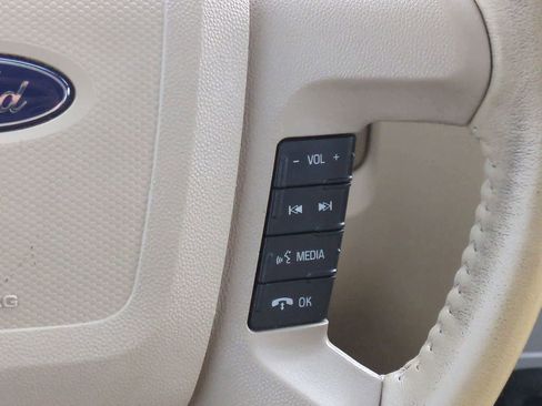 Used 2012 Ford Escape XLT FWD image 24