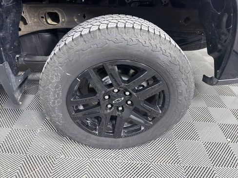 New 2026 Chevrolet Silverado 1500 Custom Trail Boss image 9