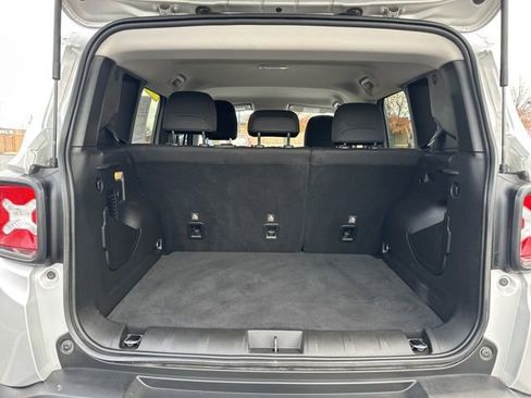 Used 2021 Jeep Renegade Sport image 14