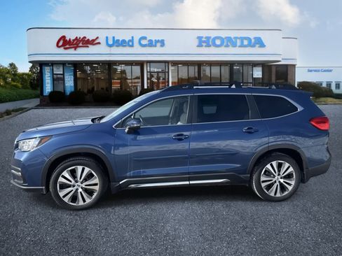 Used 2020 Subaru Ascent Limited w/ Technology Package image 2