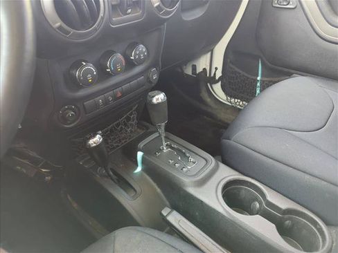 Used 2016 Jeep Wrangler Unlimited Sport w/ Quick Order Package 24S AWD/4WD image 12