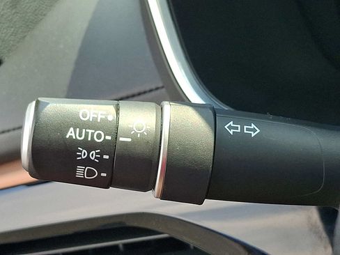 Used 2024 Acura MDX SH-AWD w/ Technology Package image 26