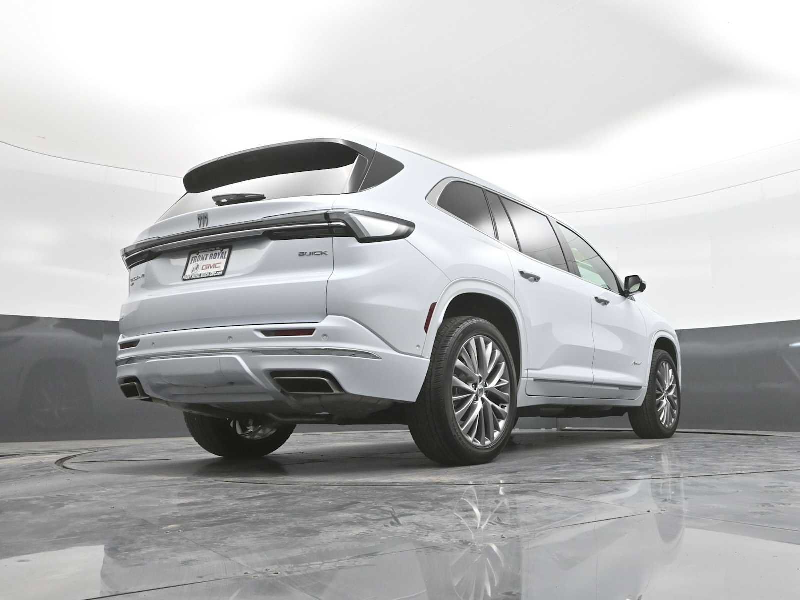Used 2026 Buick Enclave Avenir w/ Super Cruise Package AWD/4WD image 49