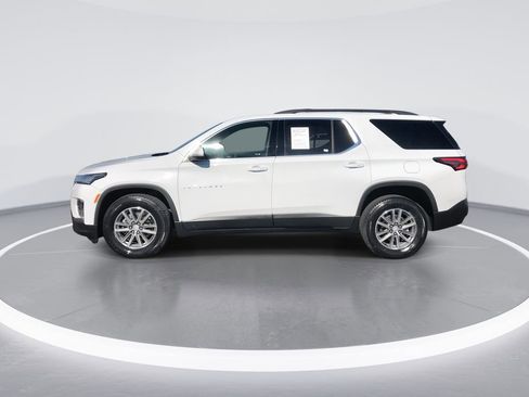 Used 2023 Chevrolet Traverse LT AWD/4WD image 5