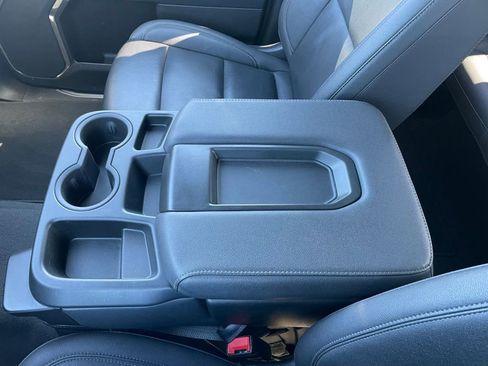 Used 2025 GMC Sierra 1500 SLT image 49