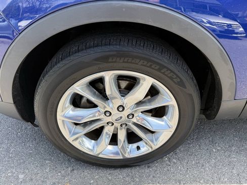 Used 2014 Ford Explorer Limited w/ Equipment Group 302A AWD/4WD image 31