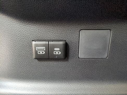 Used 2024 Toyota Tundra SR5 AWD/4WD image 35