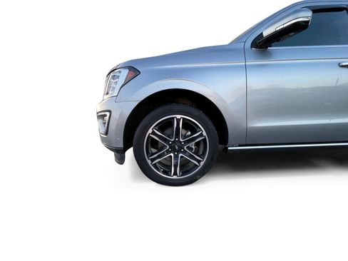 Used 2021 Ford Expedition Max Limited image 18