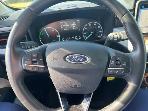 Certified 2023 Ford Maverick XLT w/ XLT Luxury Package FWD image 10