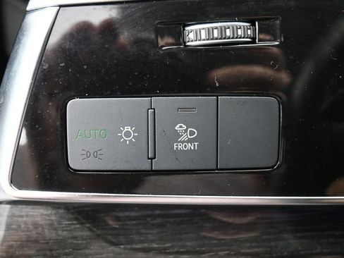 Used 2023 Audi Q7 2.0T Premium Plus w/ Premium Plus Package AWD/4WD image 19