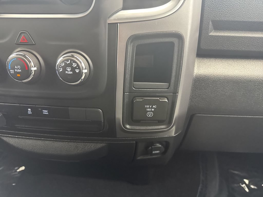 Used 2023 RAM 1500 Classic SLT AWD/4WD image 22