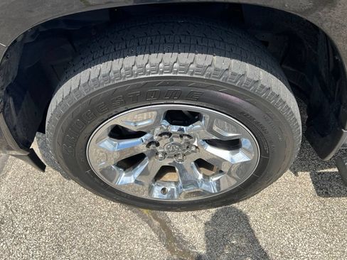 Used 2019 RAM 1500 Big Horn AWD/4WD image 8