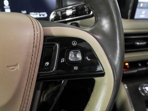 Used 2022 Lincoln Aviator Reserve w/ Equipment Group 201A AWD/4WD image 32