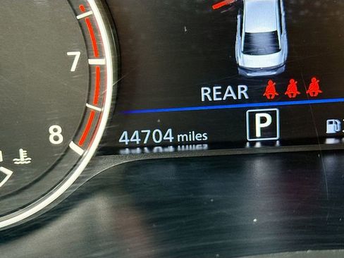 Used 2025 Nissan Altima 2.5 SV FWD image 12